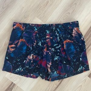 BCBG floral navy short